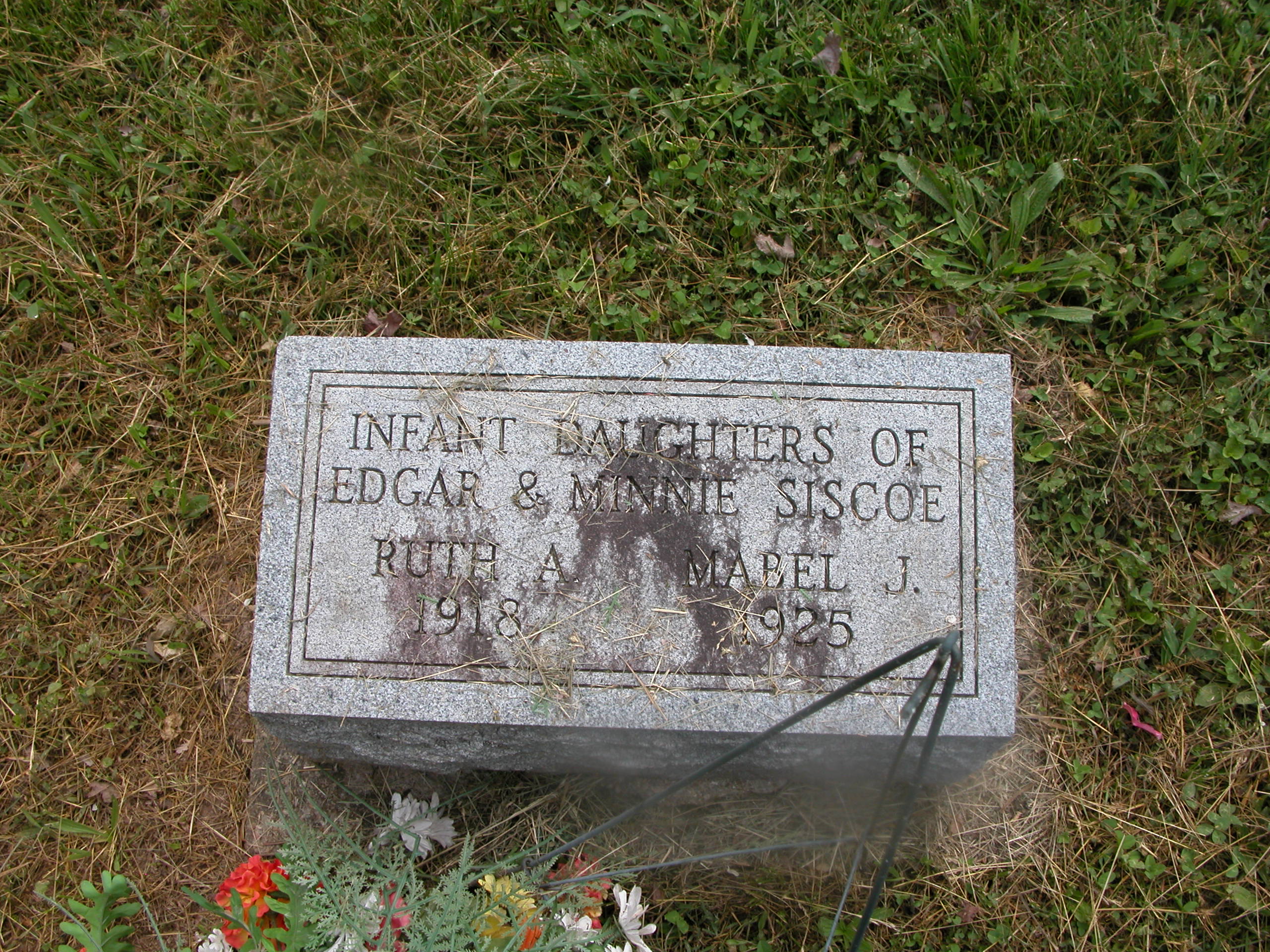 Lucas Cemetery Photos